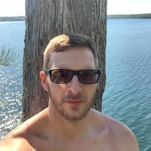 Meet your Posher, Joshua